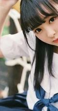 穿校服的可爱学生妹子唯美户外写真