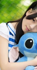 清新白裙可爱可爱女生户外写真 抓住夏天的尾巴
