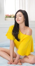 爱眯眼的可爱女生 韩佳恩高清主题造型装扮写真