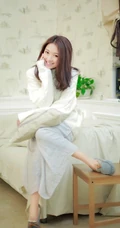 清纯可爱清新怡人 女生菅韧姿纯美写真图片