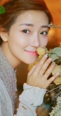 清纯可爱清新怡人 女生菅韧姿纯美写真图片