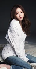 韩国少女李晟京百变魅力写真图片大全（bnt）