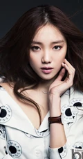 韩国少女李晟京百变魅力写真图片大全（bnt）