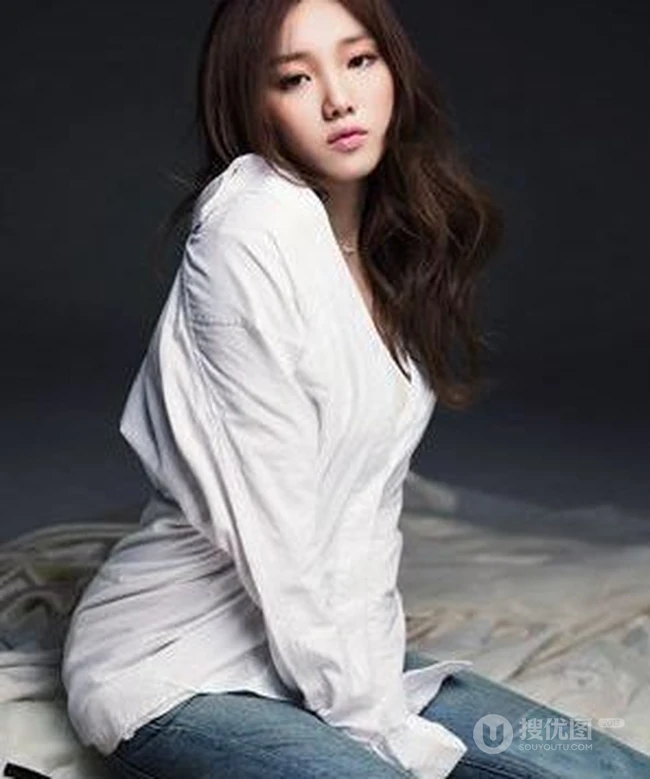 韩国少女李晟京百变魅力写真图片大全（bnt）