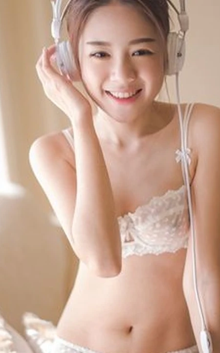 甜美可爱清纯棒棒糖少女家居服室内写真