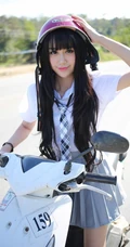 清纯机车&ldquo;学生妹子&rdquo;杨晓青儿郊游高清写真