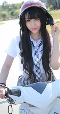 清纯机车&ldquo;学生妹子&rdquo;杨晓青儿郊游高清写真