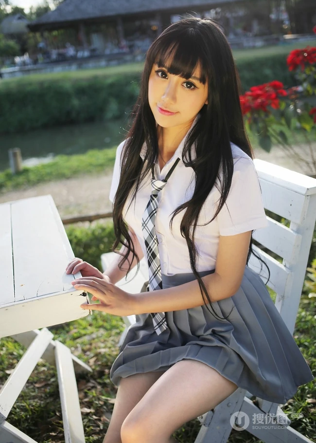 清纯机车&ldquo;学生妹子&rdquo;杨晓青儿郊游高清写真