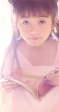 可爱大眼睛-双眼皮可爱女生李小月复古写真图片