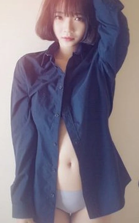 短发家居服少女朦胧清纯唯美室内写真