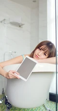 台电清纯少女可爱俏皮清新室内写真图片