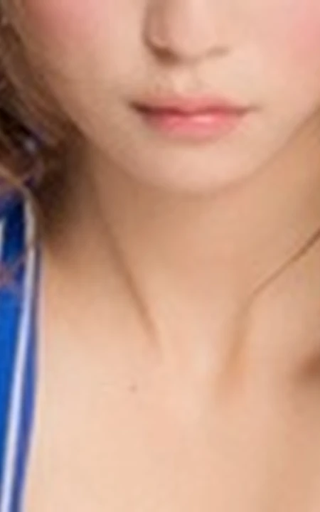 日本双马尾气质女生小出友华写真-短款短装可爱动人