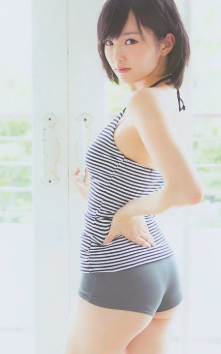 日本电视台最美AKB48臀部票选-渡边麻友当选&rdquo;第一线条&rdquo;