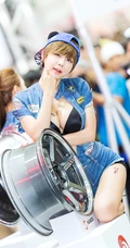 韩国顶级车模柳智惠车展牛仔秀豪乳-大到离谱