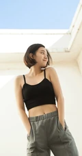 爱素颜的清纯玉女秦語纯美动人短裙魅力写真