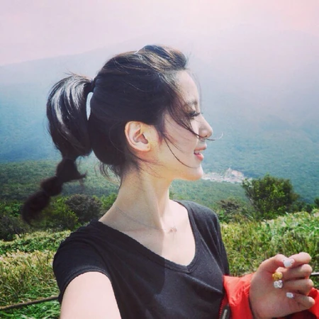 女生，总在不经意间绽放她们的美！