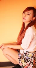女生赵婉妮Wanni清新碎花小短裙写真美图