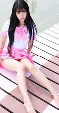 纯妹子杨晓青儿粉色学生制服装户外写真