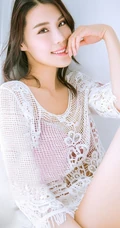 女明星韩丹彤白衣镂空清新写真图片