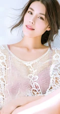 女明星韩丹彤白衣镂空清新写真图片