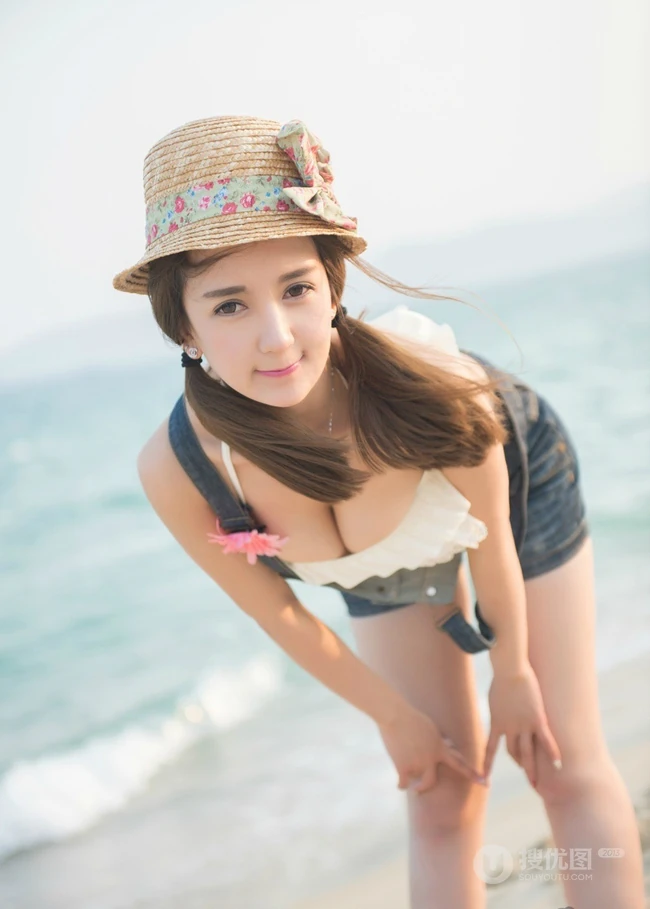 娇俏玲珑，可爱气质 女生小潘鼠高清写真集节选