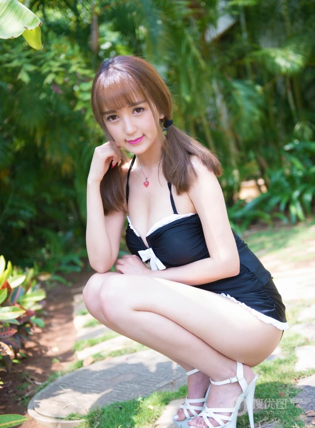 娇俏玲珑，可爱气质 女生小潘鼠高清写真集节选