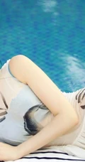 气质女生邱璐璠清透写真大片以及精选美图