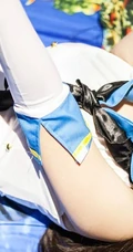 可爱女生艾西Ashley高清制服袜装写真美图