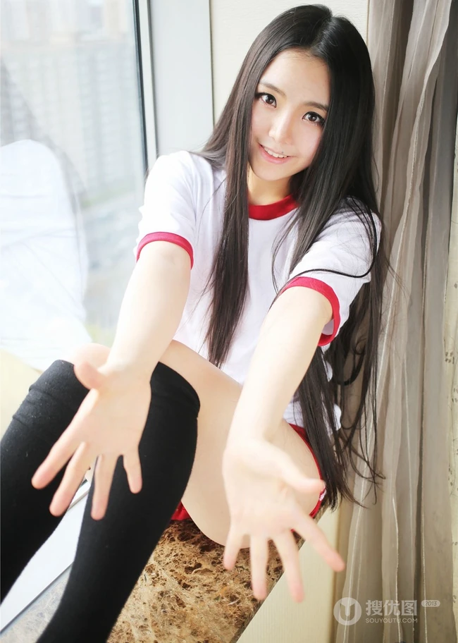 童颜嫩模许文婷Regina可爱学生装制服高清写真（一）