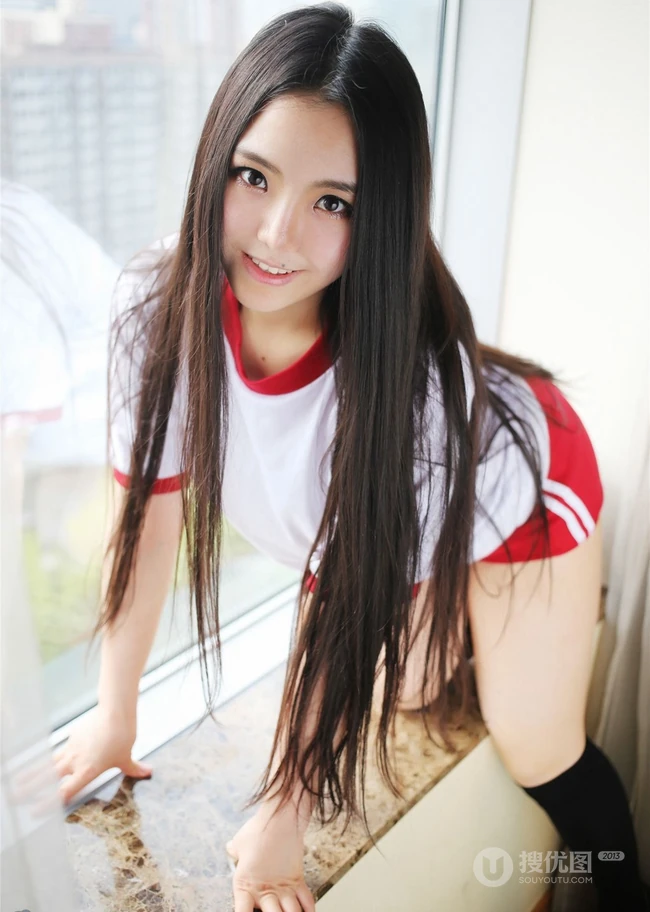 童颜嫩模许文婷Regina可爱学生装制服高清写真（一）