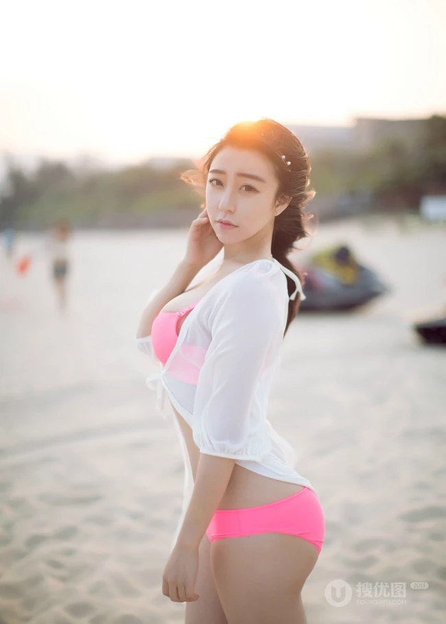 清纯少女朵比dobby气质高清泳装系列写真图集