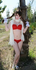 秀丽高挑女生模特MARA醬户外泳装高清写真