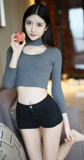 高挑嫩模于小小姐紧身短裤写真-苗条身材尽显