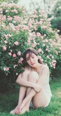 蔷薇花间甜美亚洲少女瑛瑛 唯美户外睡衣写真