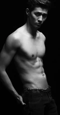 肌肉型男李子峰高清造型黑白写真-展完美健硕身材