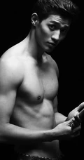 肌肉型男李子峰高清造型黑白写真-展完美健硕身材