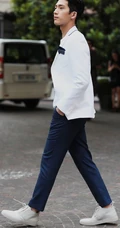 酷帅型男 井柏然时尚街拍图片