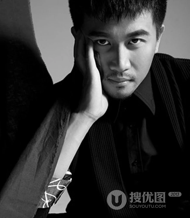 宋允皓黑白写真 手持黑伞绅士儒雅