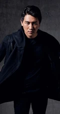 宋允皓黑白写真 手持黑伞绅士儒雅