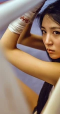 运动少女的魅力 拳击场紧身热裤女生嫩模图片