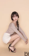 韩国女生郑多律高清气质写真-紧身牛仔或短裙皆动人