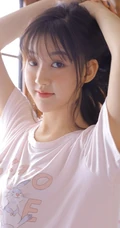 高颜值精选粉嘟嘟少女身材亮眼居家睡衣个人室内写真
