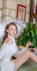 气质时尚女生LYiningLynn气质肩带连衣裙，泳装盐田写真图集