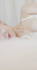 气质女生楚薇气质唯美家居服网袜室内写真图片