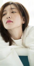 女明星江疏影白衣白裤唯美浴室写真图片