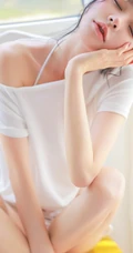 精选小清新白皙线条感少女白衣短T恤好看写真大图