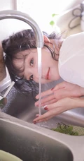 精选小清新白皙线条感少女白衣短T恤好看写真大图