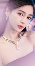 Angelababy首饰代言写真图片，气质礼裙长裙梦幻唯美