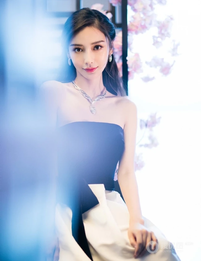 Angelababy首饰代言写真图片，气质礼裙长裙梦幻唯美
