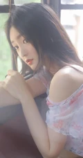 精选清新女生沈家妹子气质碎花裙梦幻清新写真图片